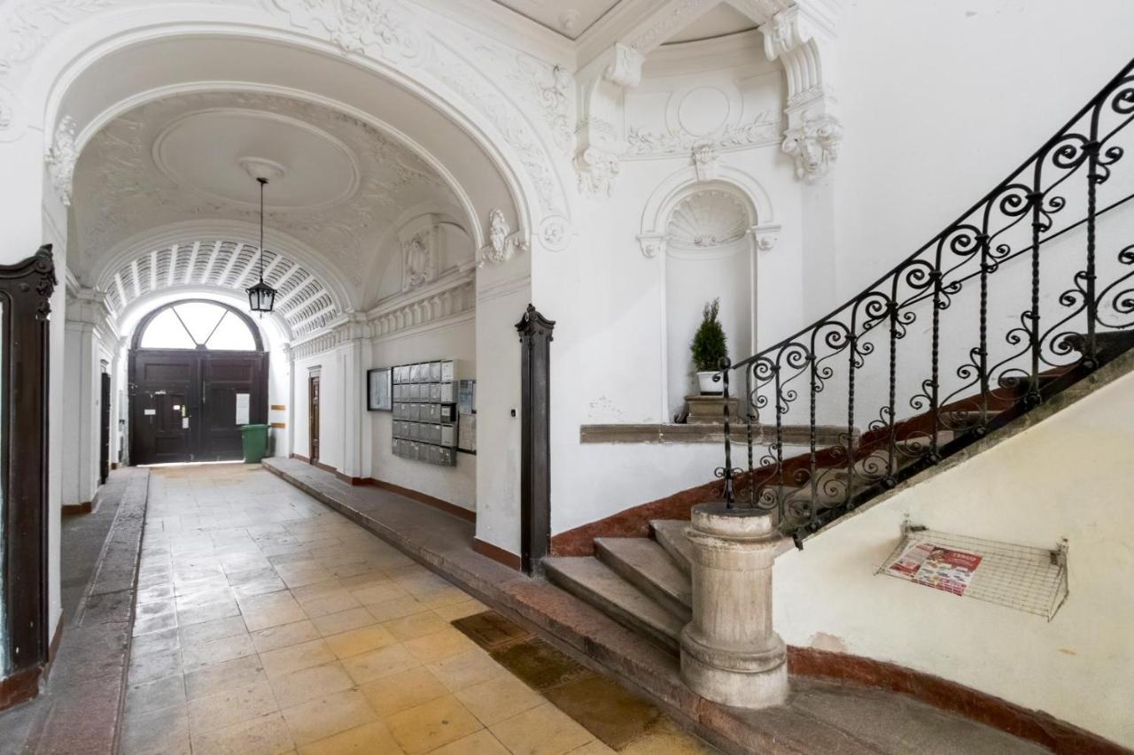 Rp1 Apartment Будапеща Екстериор снимка