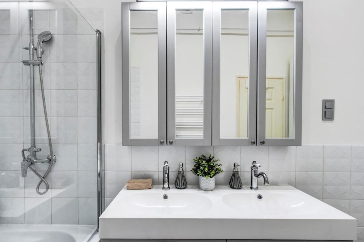 Rp1 Apartment Будапеща Екстериор снимка