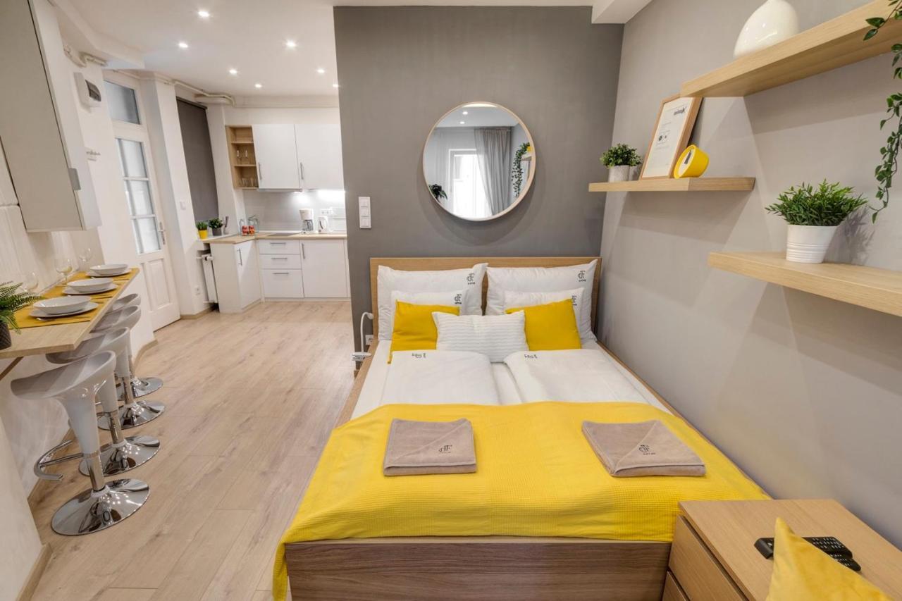 Rp1 Apartment Будапеща Екстериор снимка